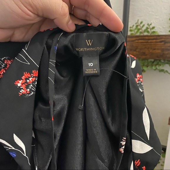 Worthington| 10 |Black Spaghetti Strap Floral Pattern Dress - Picture 4 of 5